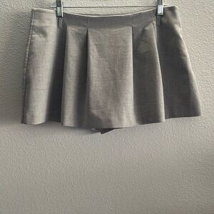 Zara Box Preppy Pleat Skort Size L